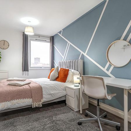 كوفنتري Jkg Property Solutions Presents Cosy City Apartment المظهر الخارجي الصورة