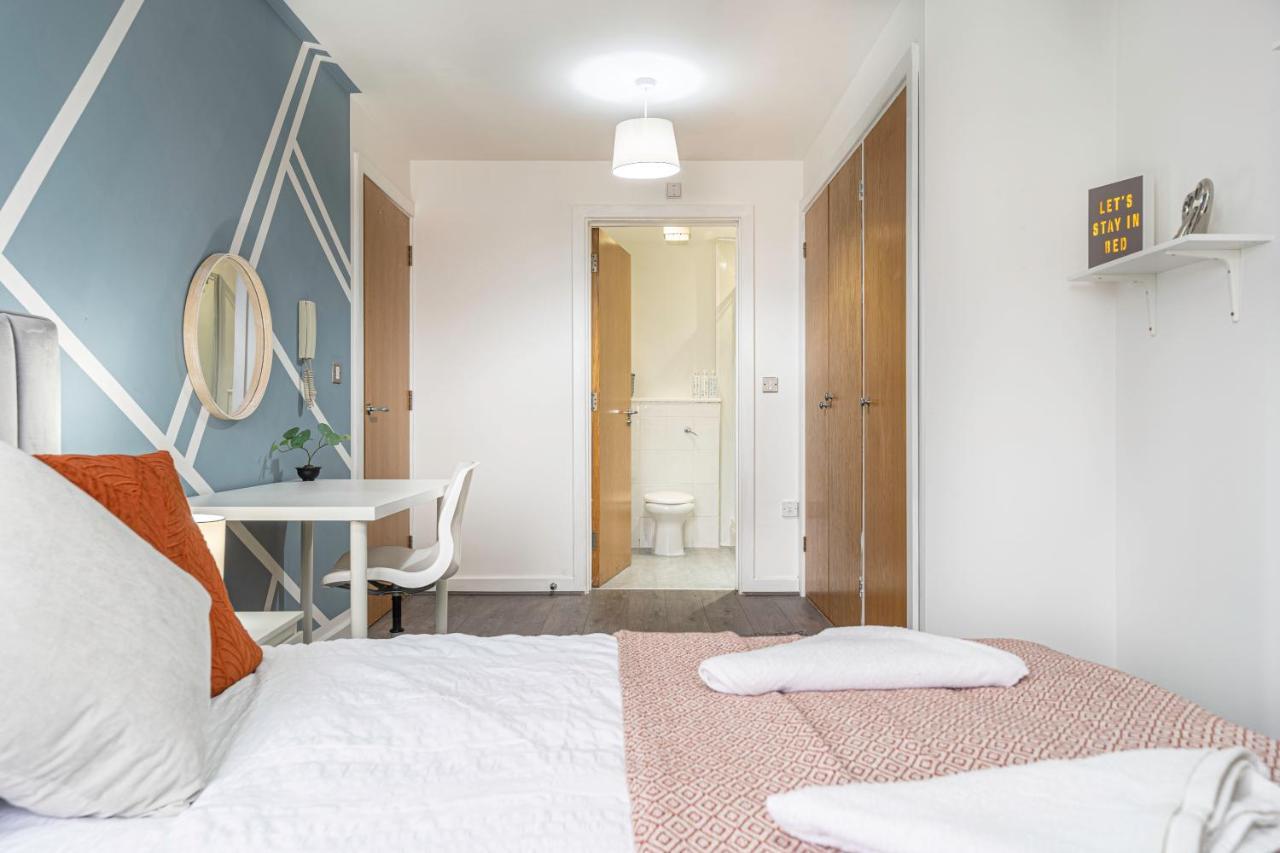 كوفنتري Jkg Property Solutions Presents Cosy City Apartment المظهر الخارجي الصورة