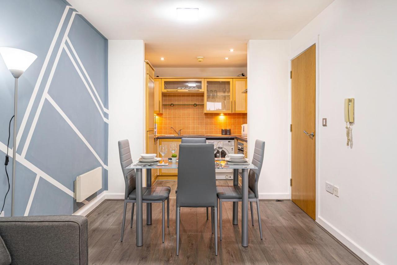 كوفنتري Jkg Property Solutions Presents Cosy City Apartment المظهر الخارجي الصورة