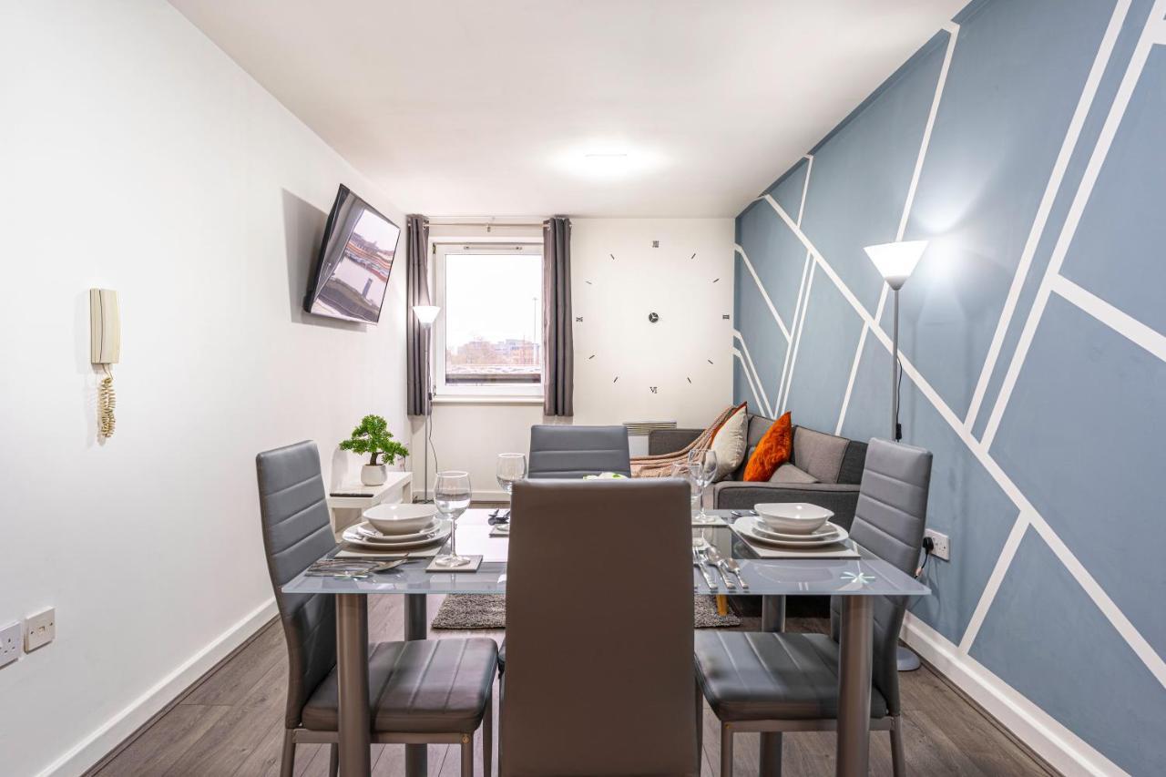 كوفنتري Jkg Property Solutions Presents Cosy City Apartment المظهر الخارجي الصورة