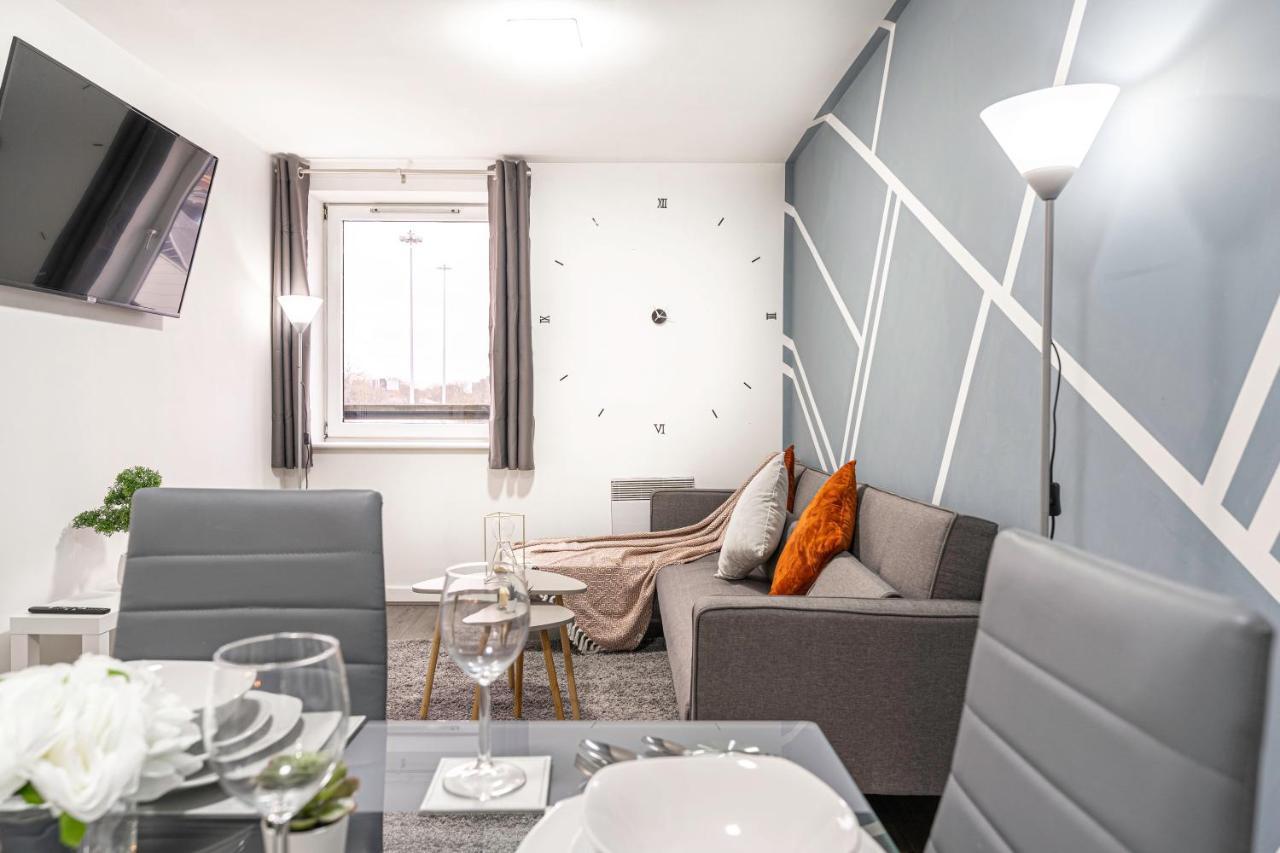كوفنتري Jkg Property Solutions Presents Cosy City Apartment المظهر الخارجي الصورة