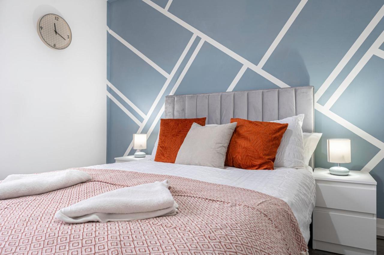 كوفنتري Jkg Property Solutions Presents Cosy City Apartment المظهر الخارجي الصورة